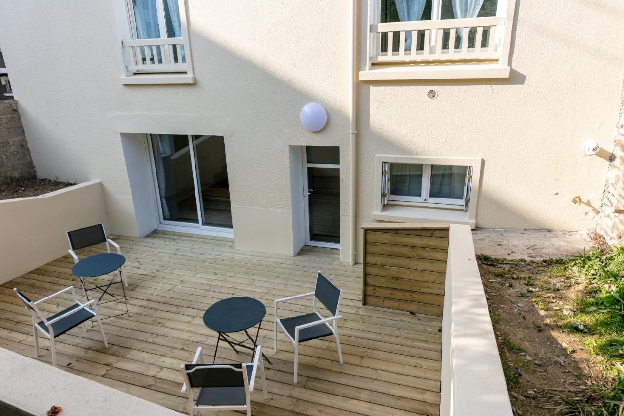 La Recouvrance: Spacious Room with Shared Living and Private Terrace Brest Exterior photo